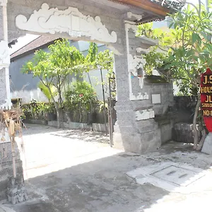 Pensión Js, Seminyak